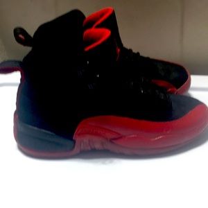 Jordan retro 12s